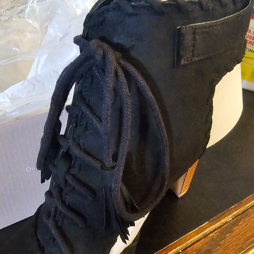Black pep toe booties